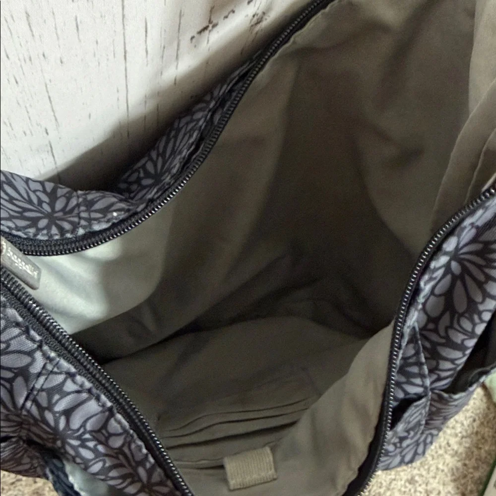 Baggallini Chic Black and Gray Floral Shoulder Bag